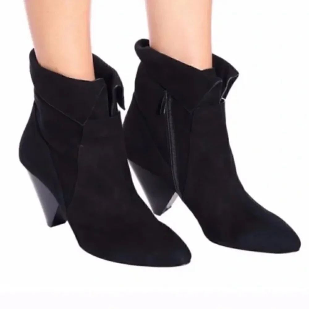 Veronica Beard Laurel Suede Black Ankle Booties  Made in Italy Size 9